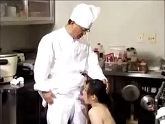 Kiinalainen Ravintolakokki vittuile kuuma milf tarjoilija