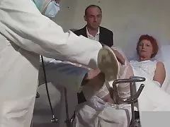 Gyno granny morsian